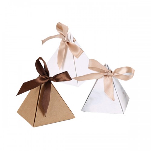 Kraft Paper Gift Box Ribbon Closure Pyramidal Candy/Chocolate Gift Box