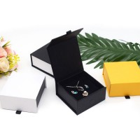 Custom Black Fip Top Jewelry Box Magnetic Jewelry Paper Boxes