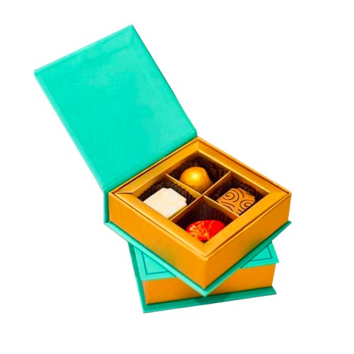 Magnetic Cardboard 4 Piece Chocolate Gift Box with Paper Divider